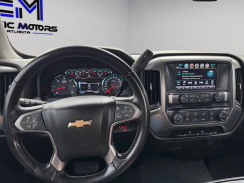 Used 2019 Chevrolet Silverado 1500 LT AWD/4WD image 11
