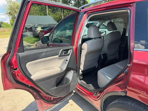 Used 2015 Subaru Forester 2.5i Limited AWD/4WD image 17