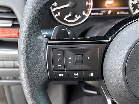 Used 2023 Nissan Rogue SV image 26