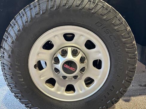 Used 2023 GMC Sierra 3500 Pro w/ Convenience Package image 12