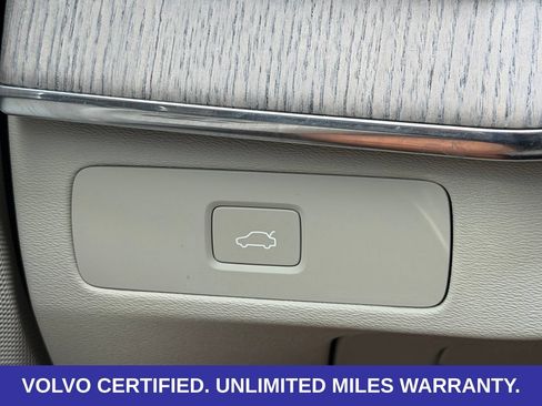 Certified 2023 Volvo XC90 B6 Plus AWD/4WD image 20
