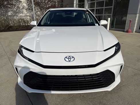 Certified 2026 Toyota Camry LE w/ Convenience Package FWD image 22