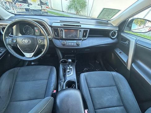 Used 2016 Toyota RAV4 XLE FWD image 10