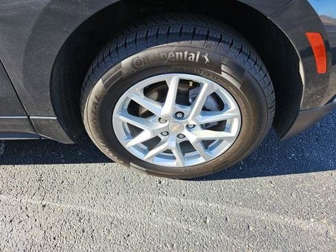 Used 2023 Chevrolet Equinox LT w/ Driver Convenience Package image 10