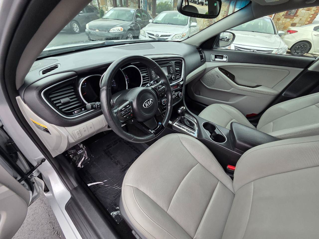 Used 2015 Kia Optima EX w/ EX Premium Package FWD image 12
