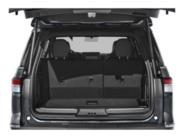 Used 2024 Lincoln Navigator Premiere AWD/4WD image 11