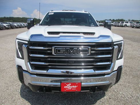 New 2026 GMC Sierra 2500 SLT w/ SLT Premium Package AWD/4WD image 12