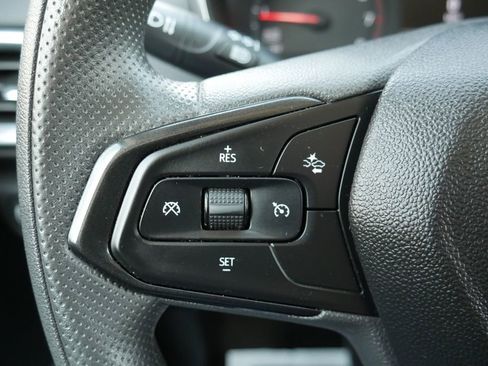Used 2023 Chevrolet TrailBlazer LT w/ Convenience Package FWD image 12
