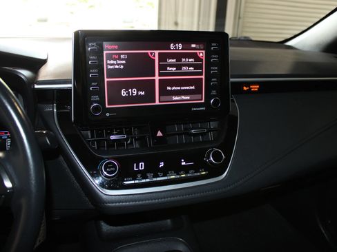 Used 2021 Toyota Corolla SE FWD image 16