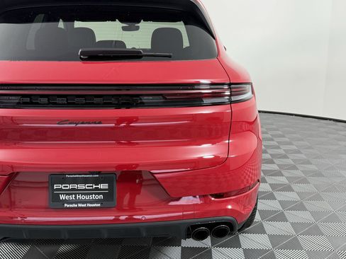 New 2025 Porsche Cayenne image 23