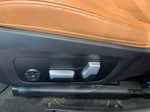 Used 2023 BMW 330i xDrive 330i xDrive Sedan w/ Driving Assistance Package image 17