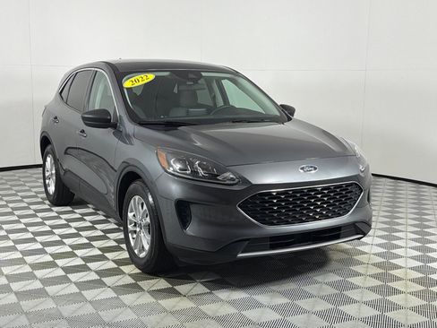 Used 2022 Ford Escape SE FWD image 3