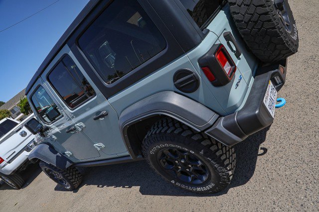 Used 2023 Jeep Wrangler Unlimited w/ 8.4" Radio Group AWD/4WD image 8