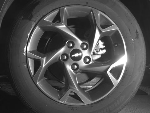 Used 2025 Chevrolet Trax LT FWD image 14