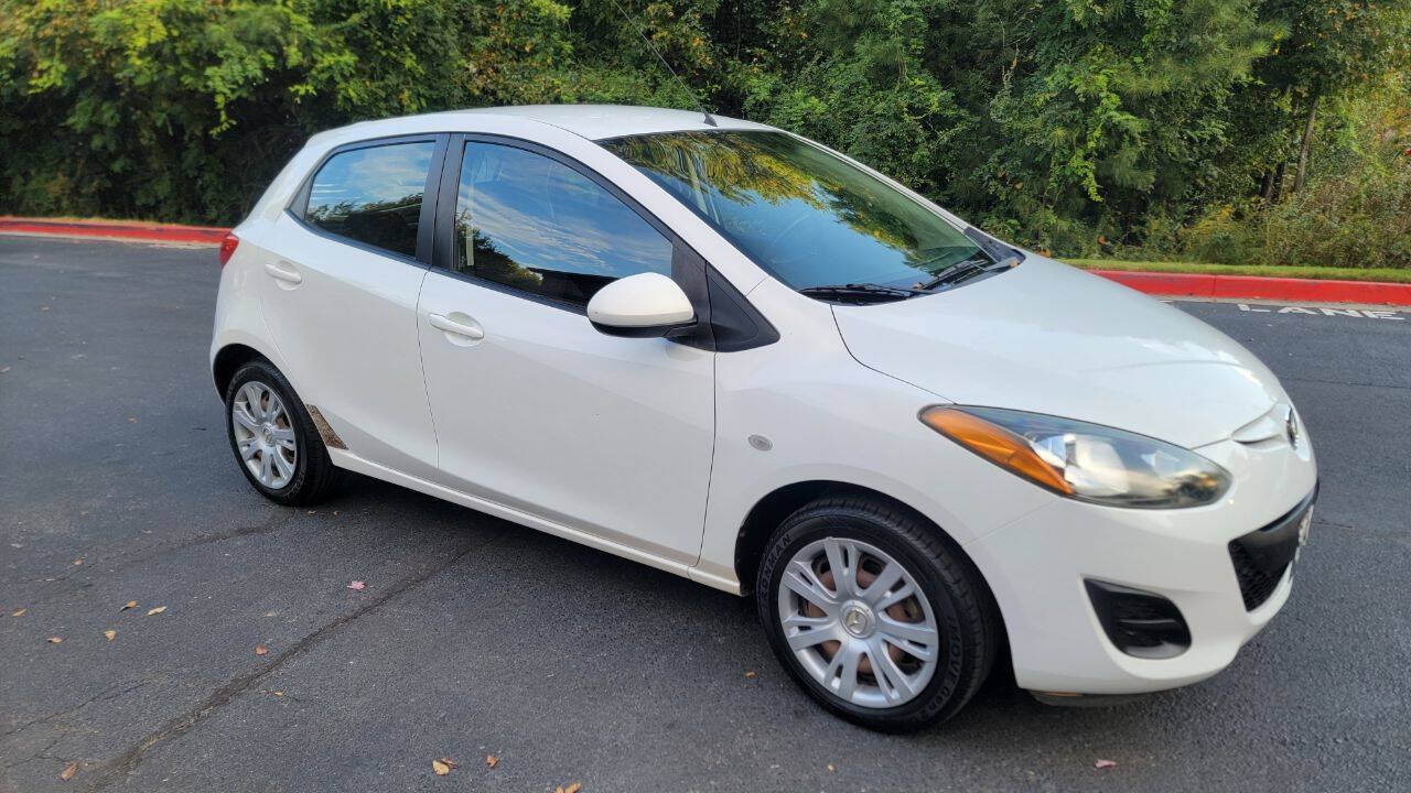 Used 2014 MAZDA MAZDA2 Sport FWD image 3
