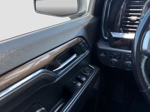 Used 2022 Chevrolet Silverado 1500 RST AWD/4WD image 26