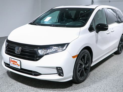 Used 2023 Honda Odyssey Sport image 34