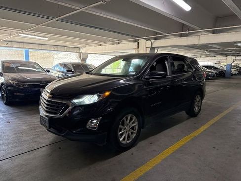 Used 2019 Chevrolet Equinox LT AWD/4WD image 2