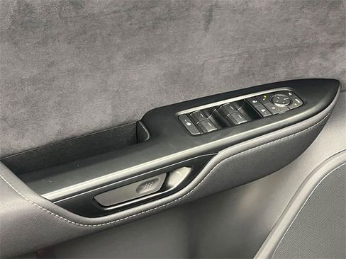 Certified 2023 Lexus RZ 450e Premium image 10