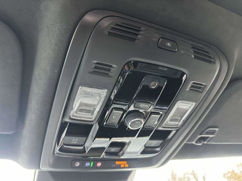 Used 2025 Cadillac Escalade Sport Platinum w/ LPO, ONYX Package AWD/4WD image 29