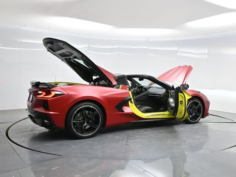 Used 2024 Chevrolet Corvette Stingray Coupe w/ Z51 Performance Package RWD image 4