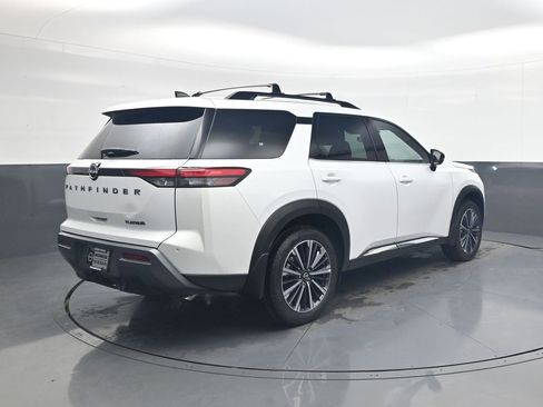 New 2026 Nissan Pathfinder Platinum image 7