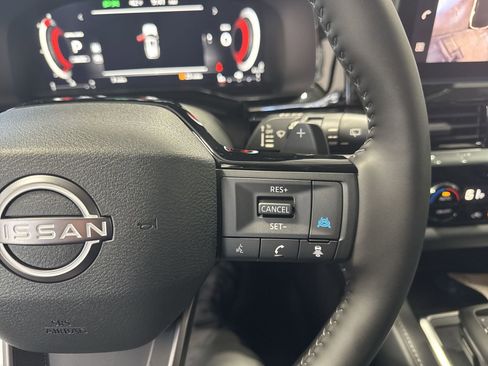 New 2026 Nissan Pathfinder SL AWD/4WD image 18