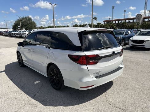 Used 2024 Honda Odyssey Sport image 6