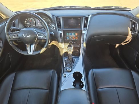 Used 2021 INFINITI Q50 Luxe image 9