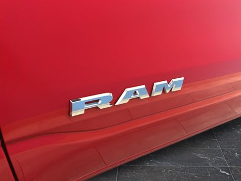 Used 2025 RAM 1500 Big Horn AWD/4WD image 42