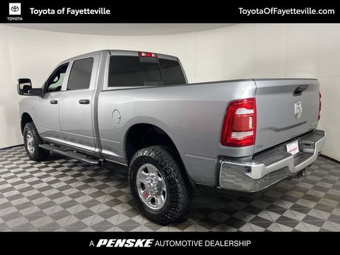 Used 2024 RAM 2500 Tradesman w/ Chrome Appearance Group AWD/4WD image 13