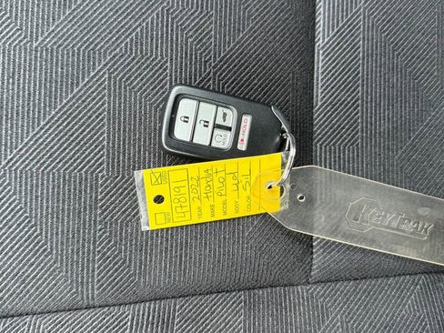 Used 2022 Honda Pilot Sport image 28