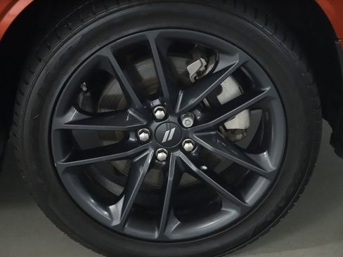 Certified 2023 Dodge Challenger GT w/ Plus Package AWD/4WD image 10