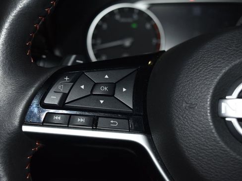 Certified 2024 Nissan Altima 2.0 SR image 7