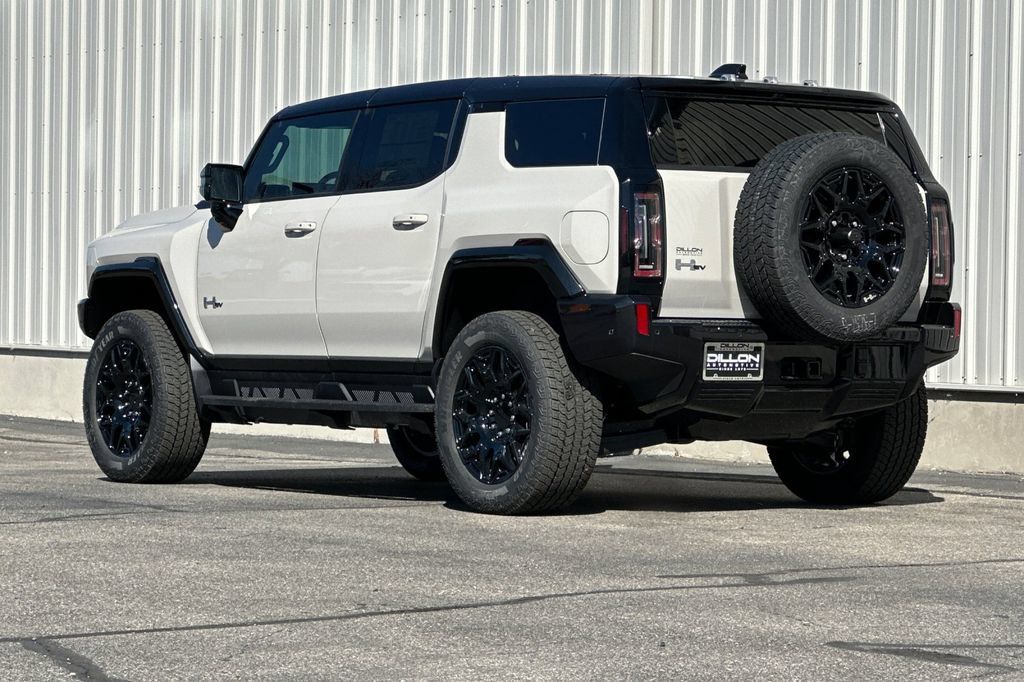 New 2026 GMC Hummer EV SUV AWD/4WD image 9
