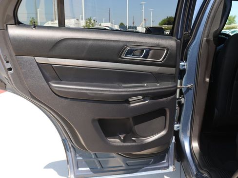 Used 2019 Ford Explorer XLT w/ Class II Trailer Tow Package image 21