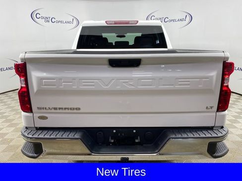 Used 2023 Chevrolet Silverado 1500 LT AWD/4WD image 5