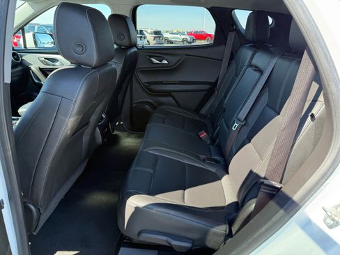 Used 2024 Chevrolet Blazer LT image 12