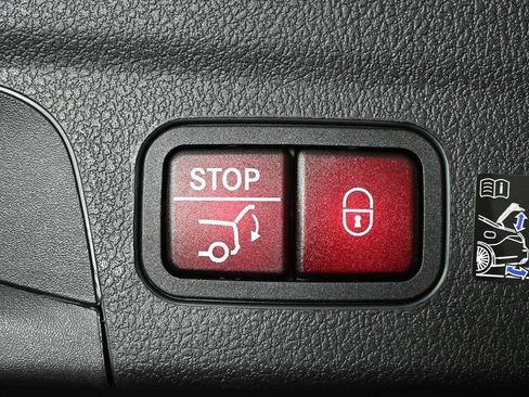 Certified 2026 Mercedes-Benz GLE 450 4MATIC image 31
