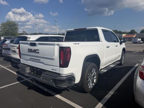 Used 2025 GMC Sierra 1500 SLT w/ SLT Premium Plus Package AWD/4WD image 4