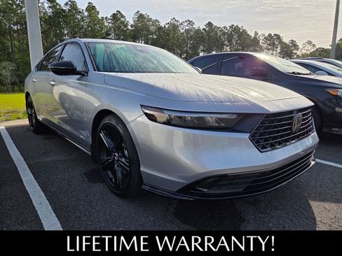 Used 2024 Honda Accord Sport image 3