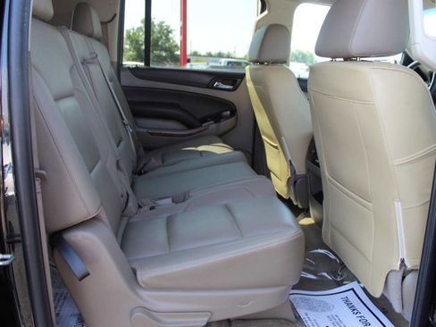 Used 2015 Chevrolet Suburban LTZ image 11