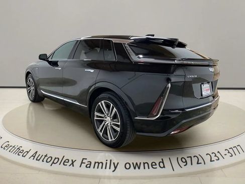 Used 2024 Cadillac Lyriq Luxury RWD image 3