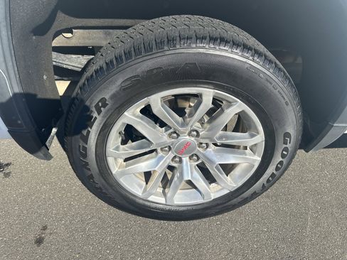 Used 2019 GMC Sierra 1500 SLT w/ SLT Premium Plus Package image 35