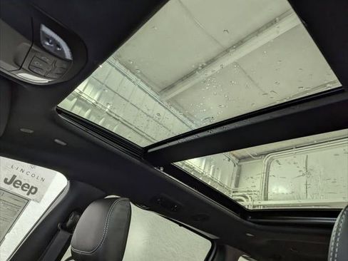 New 2026 Chrysler Pacifica Limited w/ Trailer Tow Group image 57