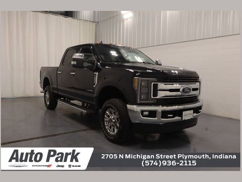 Used 2019 Ford F250 XLT w/ XLT Premium Package AWD/4WD image 1