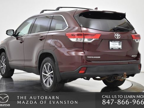 Used 2019 Toyota Highlander XLE image 15