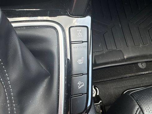 Certified 2024 Kia Seltos EX AWD/4WD image 22