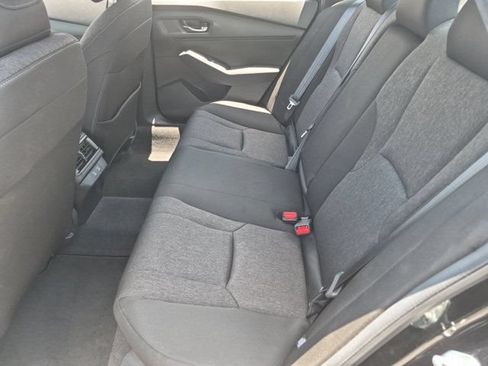 Used 2025 Honda Accord LX image 27