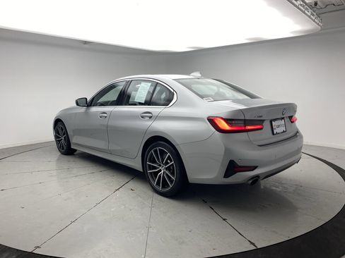 Used 2019 BMW 330i xDrive Sedan w/ Premium Package image 3